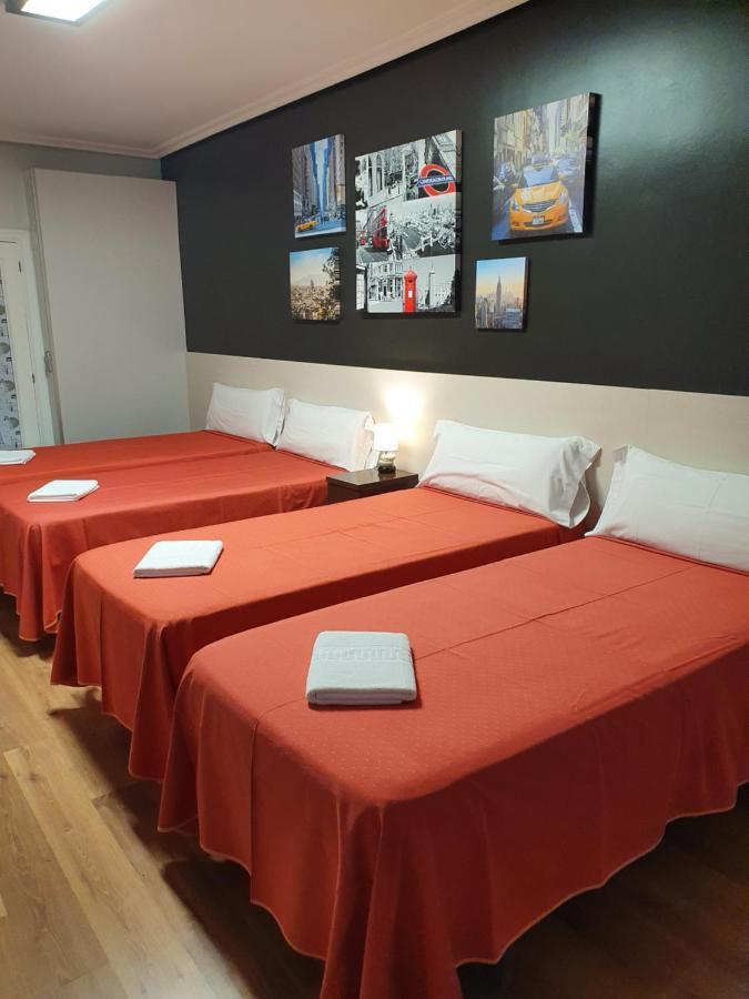 Pension El Espolon Logrono Bagian luar foto